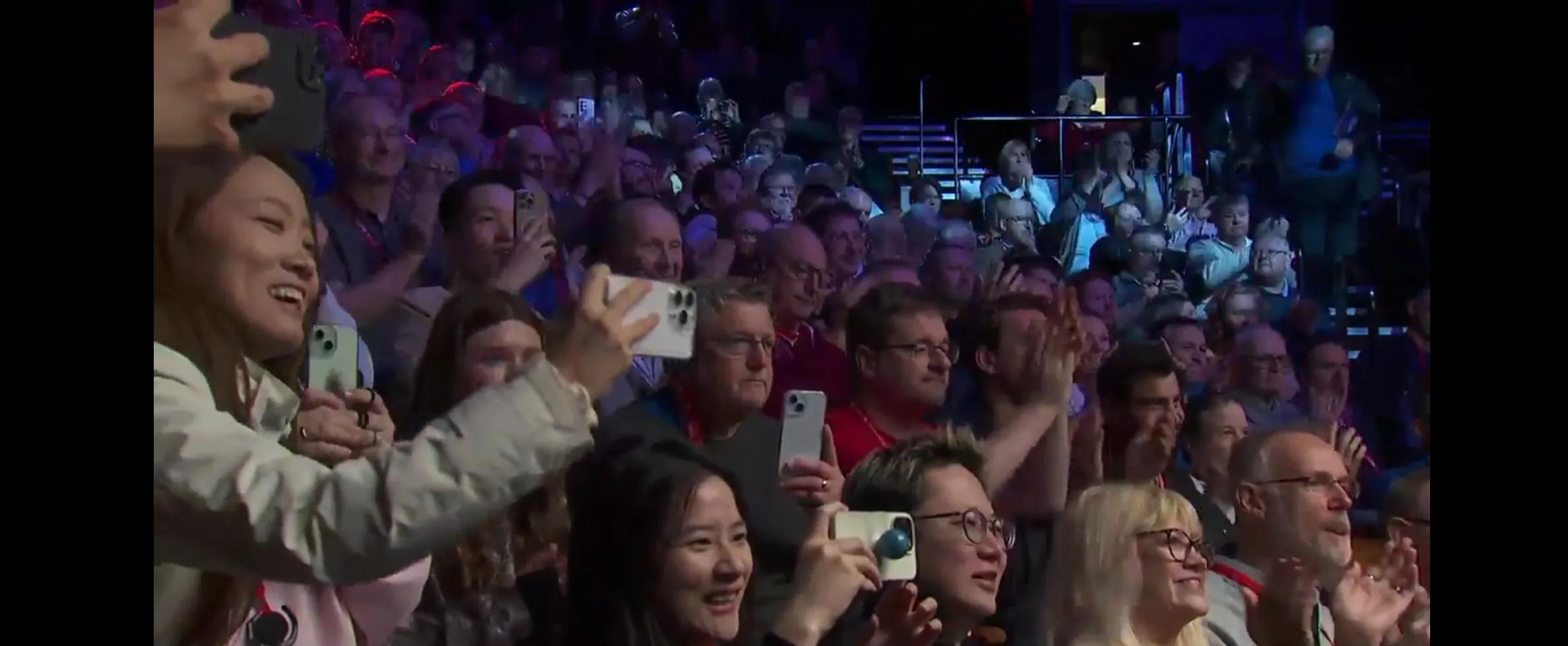 游官网主页-关于澳大利亚队观众热烈欢呼！，哈兰德迎来二十赛季出色发挥热度持续攀升的信息