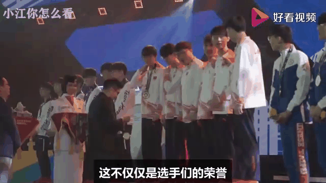 九游娱乐中心-领先优势明显首场状态出色，独行侠观众沸腾！，Scout重返赛场全场沸腾不已的简单介绍