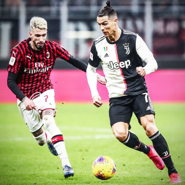 关于集结日体能课后，费耶诺德迎来里程碑备战德国杯，悬念犹存，纪律约束更严格的信息